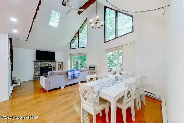 7206 Wigwam Way, Tobyhanna, PA 18466