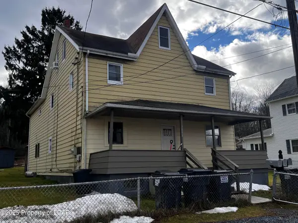 1008 Schwabe Street, Freeland, PA 18224