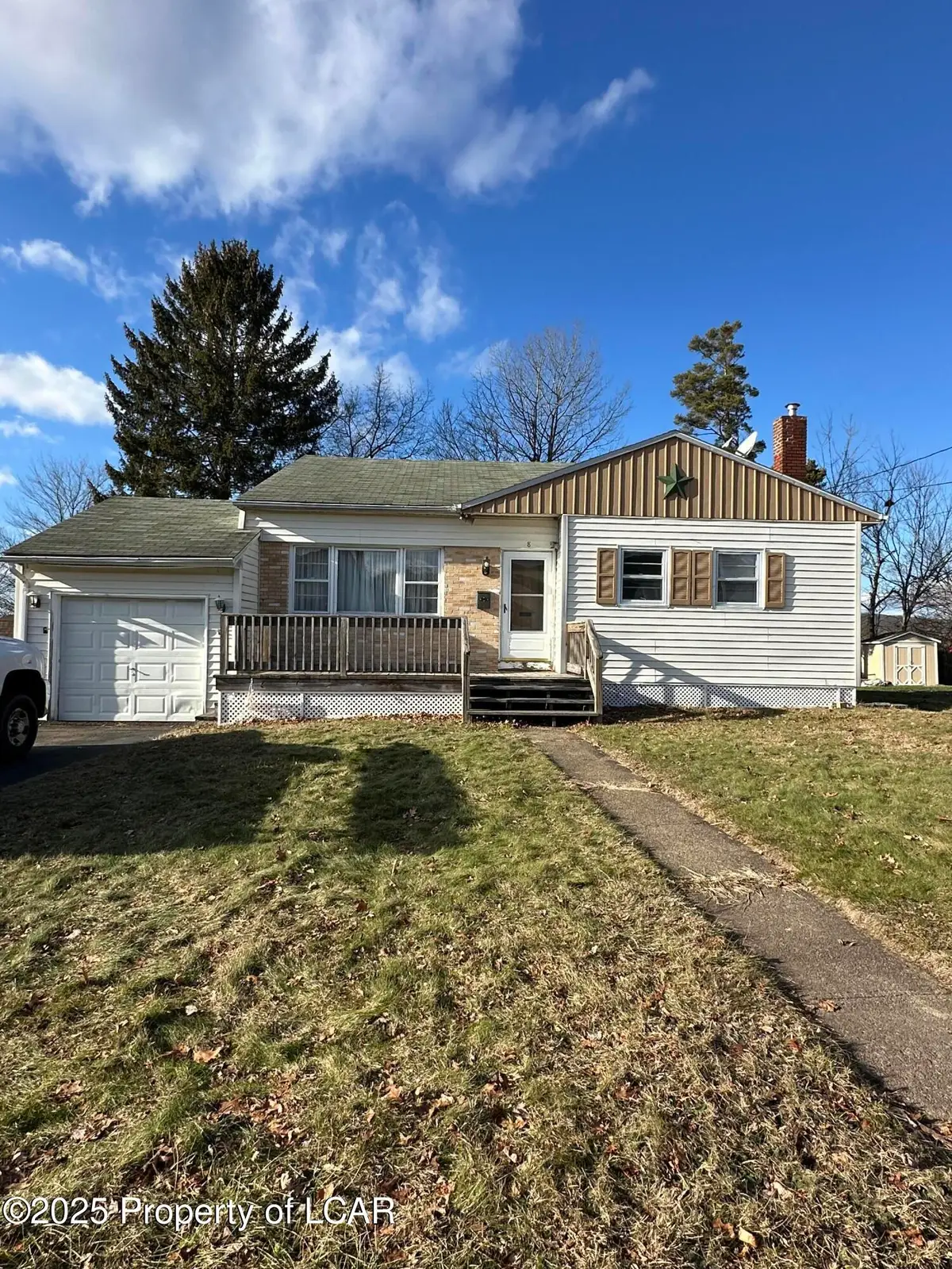 8 N Park Lane, Mountain Top, PA 18707 - Image #1