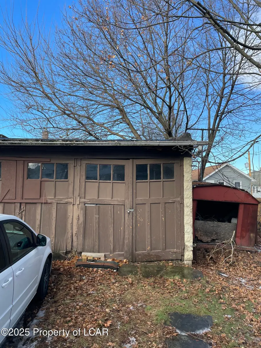 92 N Meade Street, Wilkes Barre, PA 18702 - Image #2