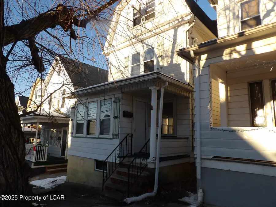 46 Hillard Street, Wilkes Barre, PA 18702 - Image #2