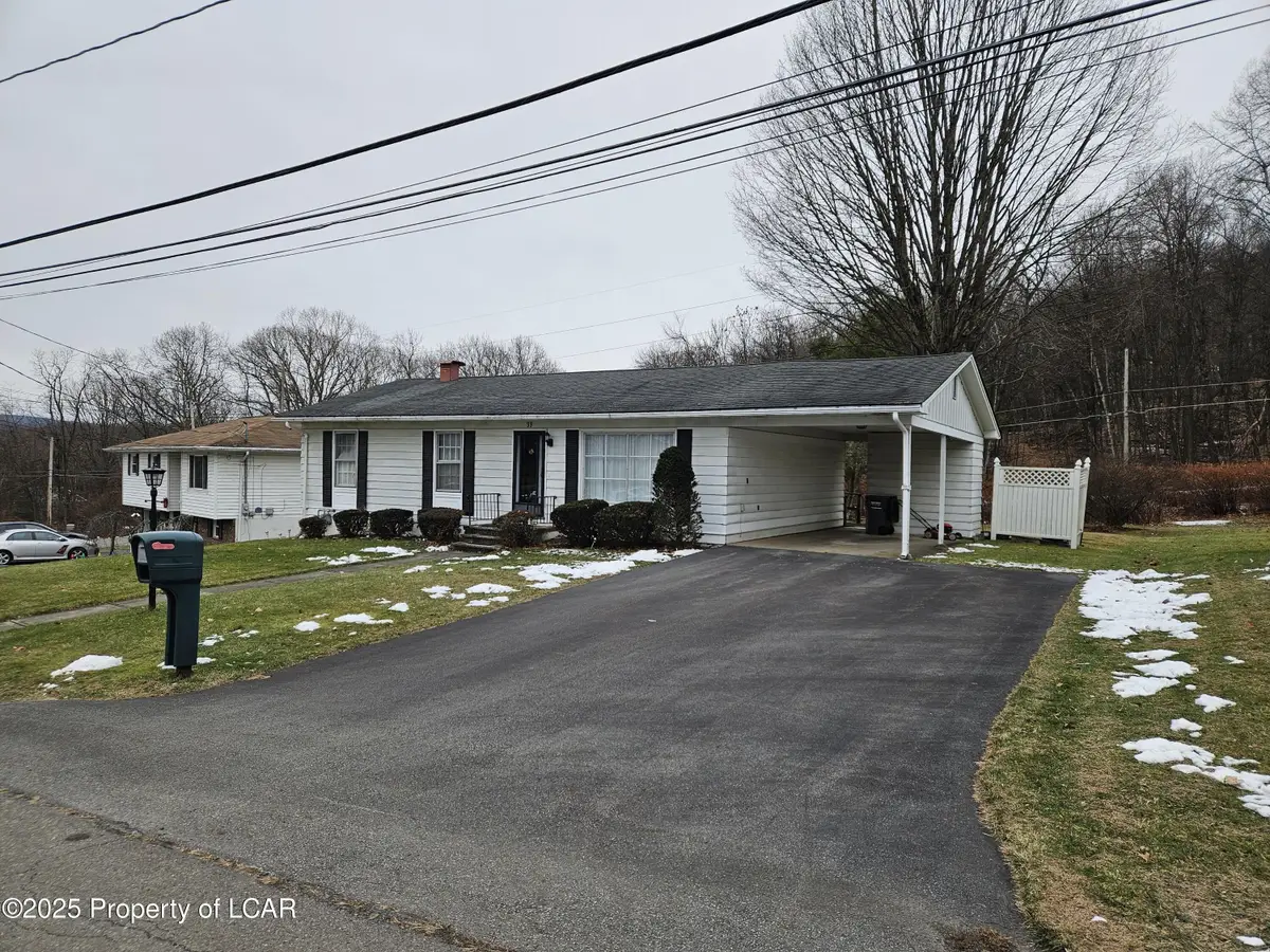 99 White Rock Terrace, Courtdale, PA 18704 - Image #1