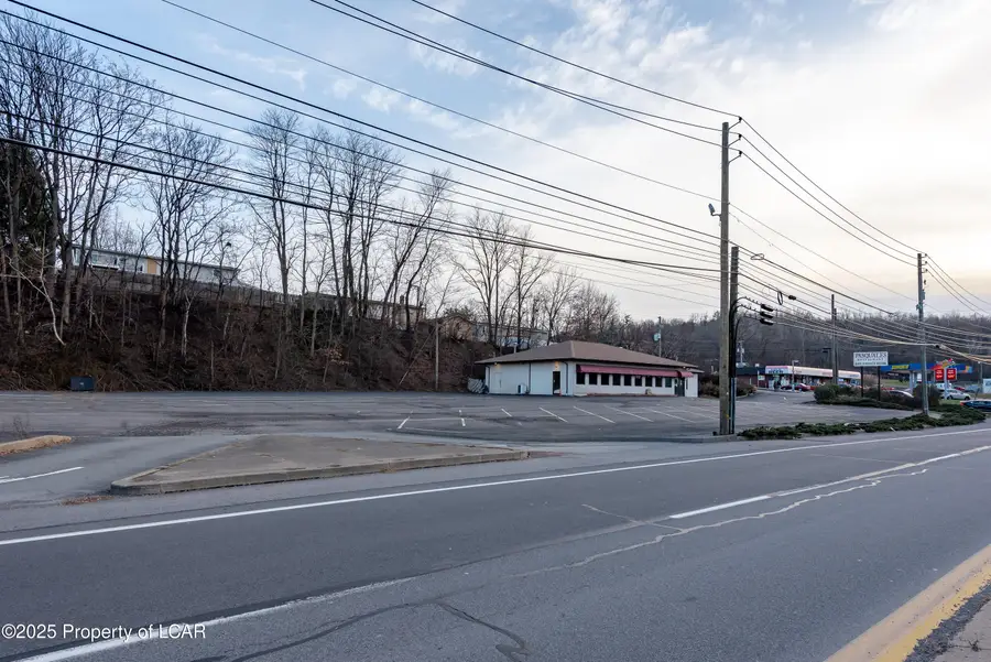 1,2,3 Sans Souci Parkway, Hanover Township, PA 18706 - Image #3