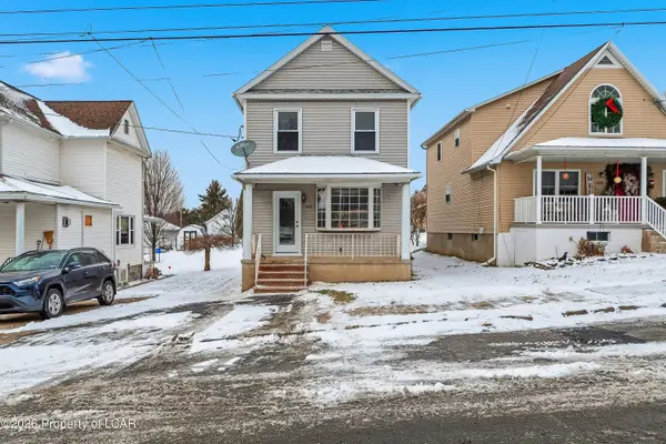 424 Penn Avenue, Dupont, PA 18641