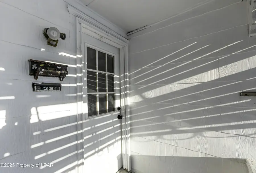 32 E Stanton Street, Hudson, PA 18705 - Image #2