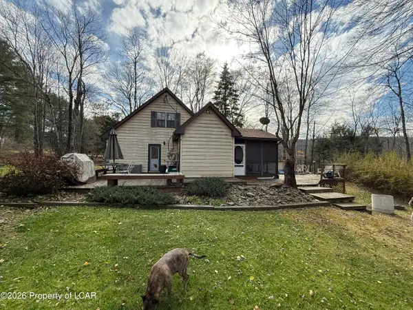1279 Snow Hollow Road, Montrose, PA 18801