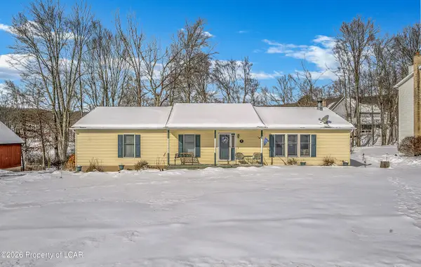 60 Lakeview Drive, Mountain Top, PA 18707