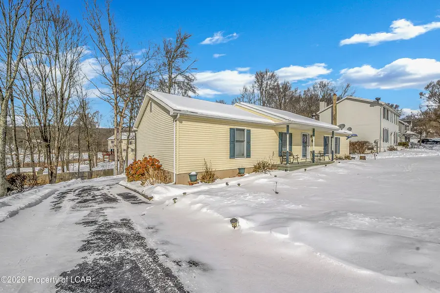 60 Lakeview Drive, Mountain Top, PA 18707 - #3