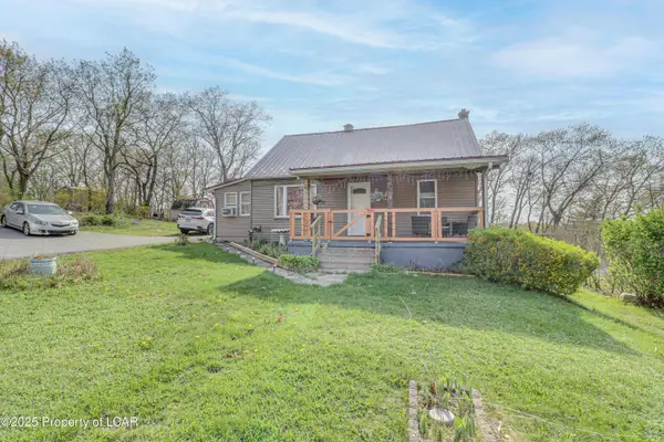 1550 Bear Creek Boulevard, Bear Creek, PA 18702