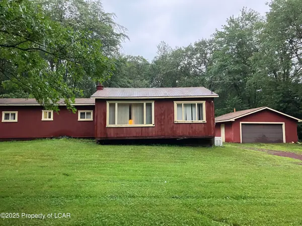 1303 Meadow Run Road, Bear Creek, PA 18702