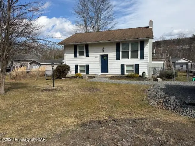 216 Holly Place, Tunkhannock, PA 18657 - #1