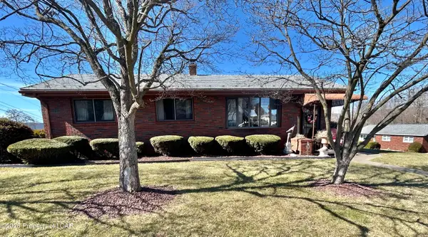 10 Fairlawn Drive, Hughestown, PA 18640