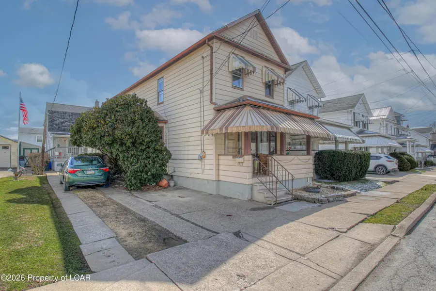 342 Phillips Street, Hanover, PA 18706 - #2