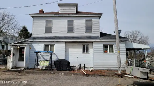 137 E Jackson Street, McAdoo, PA 18237