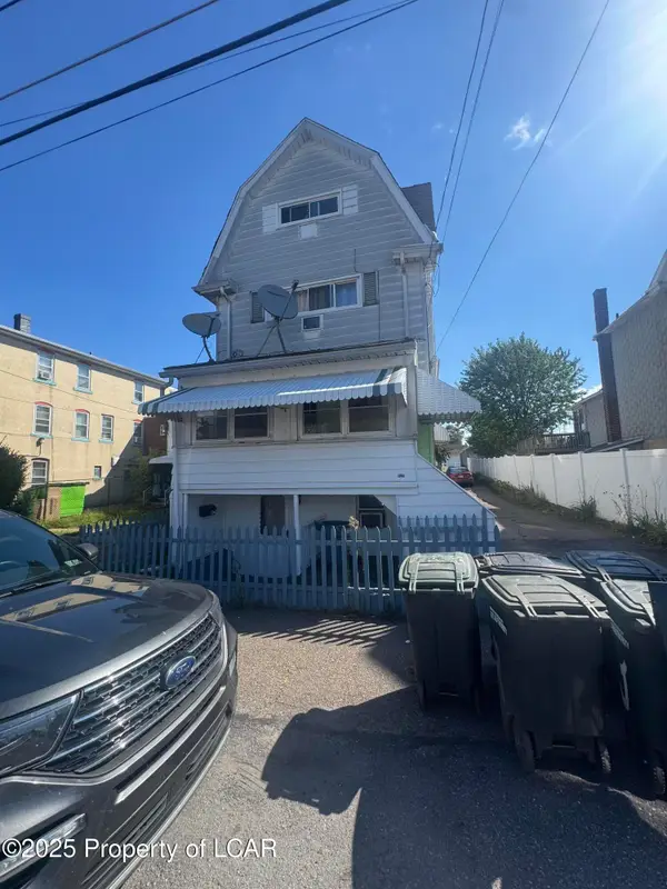 827 N Vine Street, Hazleton, PA 18201