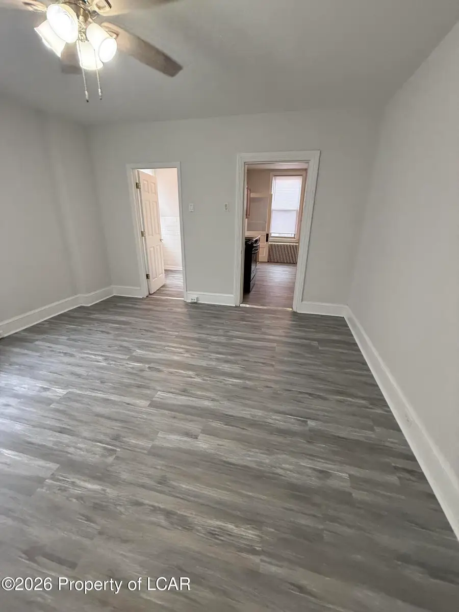 116 S Poplar Street, Hazleton, PA 18201 - #3