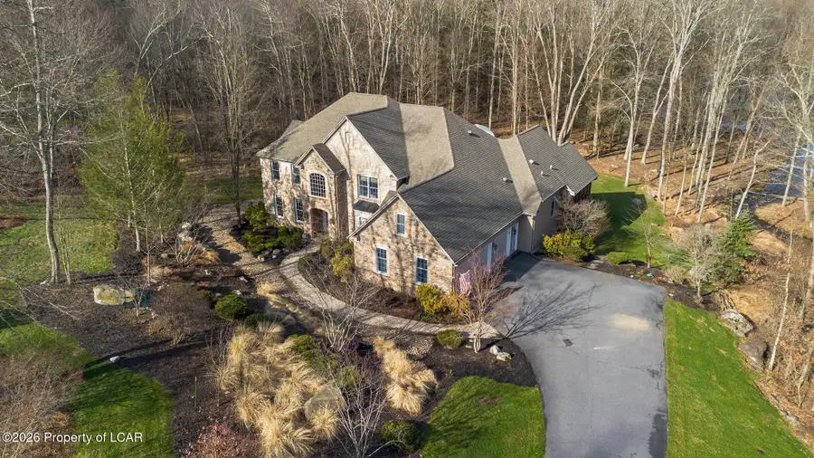 414 Ice Harvest Drive, Mountain Top, PA 18707 - #2