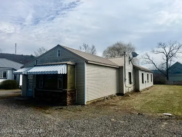 135 Carpenter Road, Harveys Lake, PA 18618