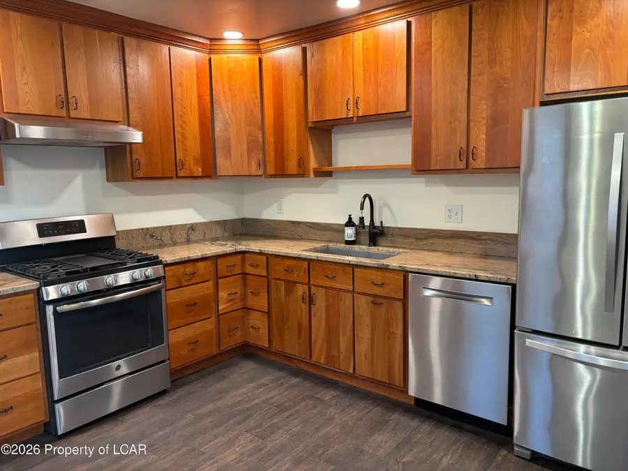 709 William Street, Pen Argyl, PA 18072 - #2