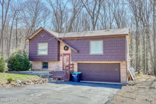 69 Fox Road, Drums, PA 18222