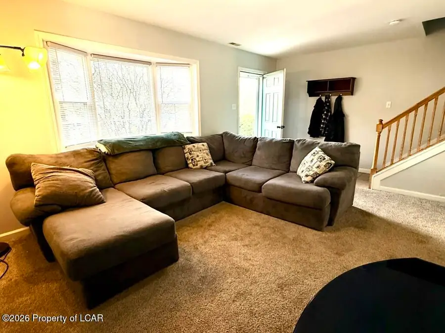 126 Patriot Circle, Mountain Top, PA 18707 - #2