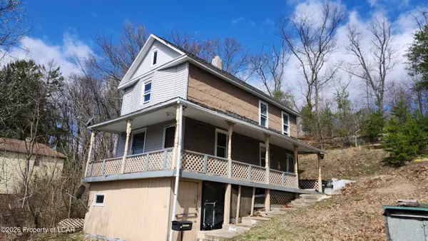 44 Leopold Street, Hanover Township, PA 18706