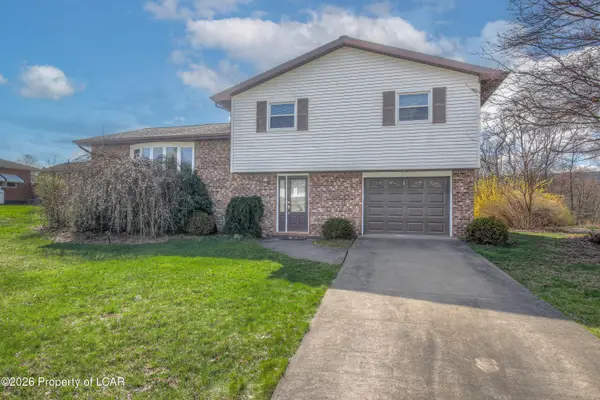 1609 Hanover Street, Nanticoke, PA 18634