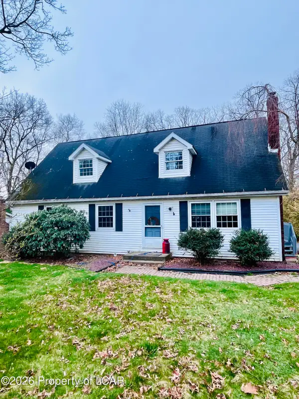 29 Brandywyn Drive, Mountain Top, PA 18707