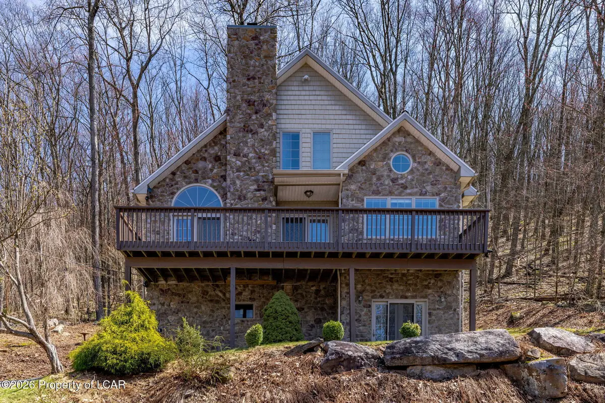 154 Kickapoo Drive, Hazle, PA 18202 - #1