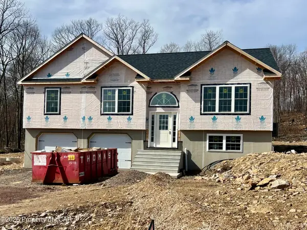 227 Mountain Road, Drums, PA 18222