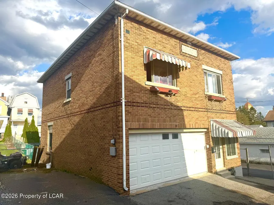 631 Perry Court, Hazleton, PA 18201 - #2