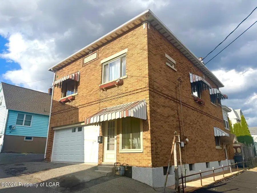 631 Perry Court, Hazleton, PA 18201 - #3