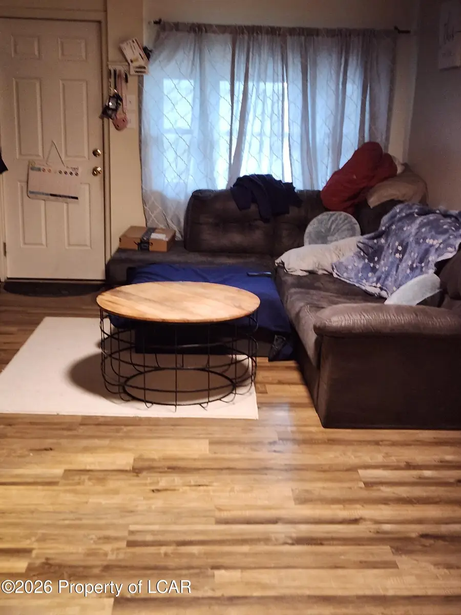 897 N Vine Street, Hazleton, PA 18201 - Image #2