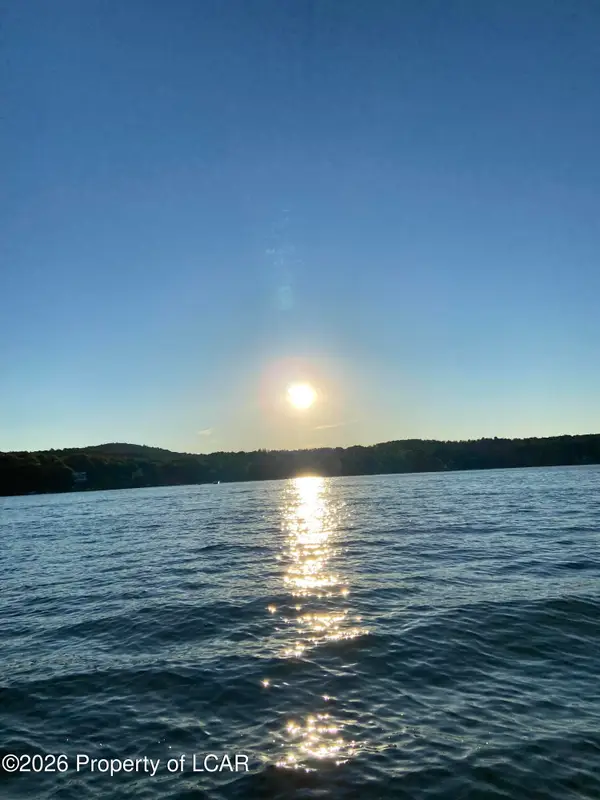 6 1/2 Indian Spring Road, Tunkhannock, PA 18657