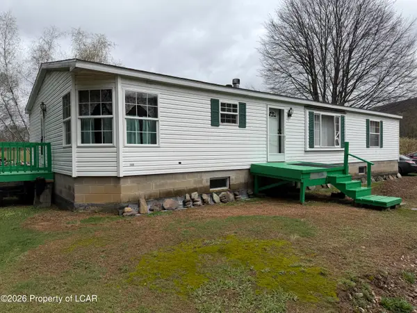 61 Hollow Road, Nescopeck, PA 18635