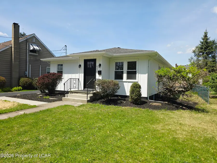 623 Susquehanna Avenue, Wyoming, PA 18644 - #2