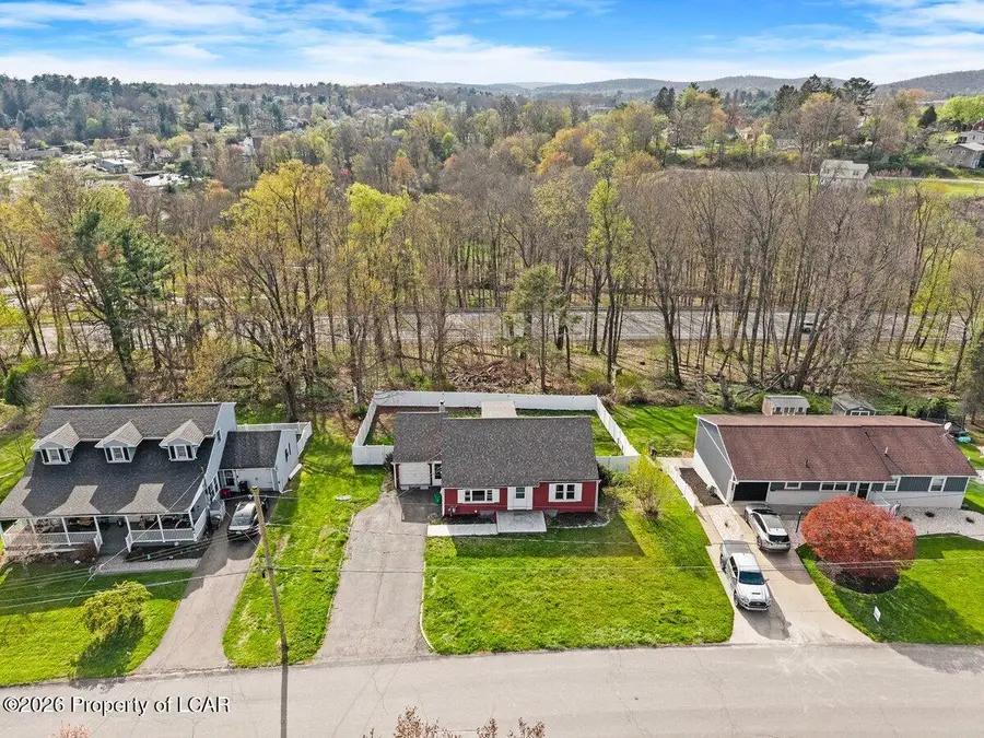 24 Hillcrest Drive, Dallas, PA 18612 - #3