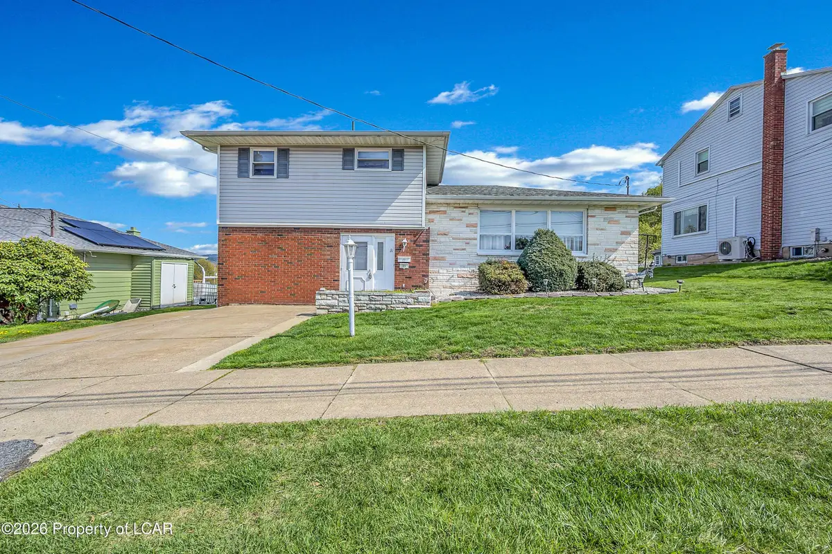 35 Sunrise Drive, Wilkes Barre, PA 18705 - #1