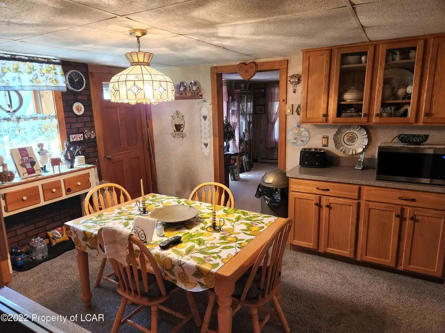 99 Kresge Lane, White Haven, PA 18661 - #3