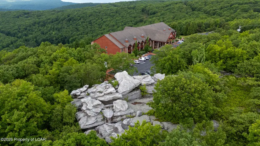 15 EH Turnberry Lane, Hazleton, PA 18202 - Image #2