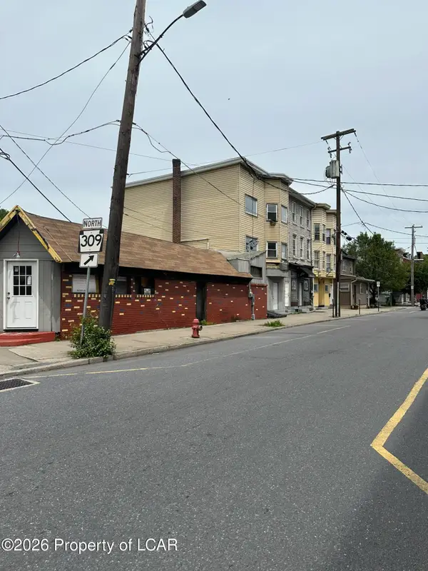 12-14 Mauch Chunk Street, Tamaqua, PA 18252