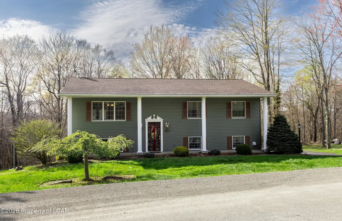 201 Mcintosh Drive, Carbondale, PA 18407 - #1