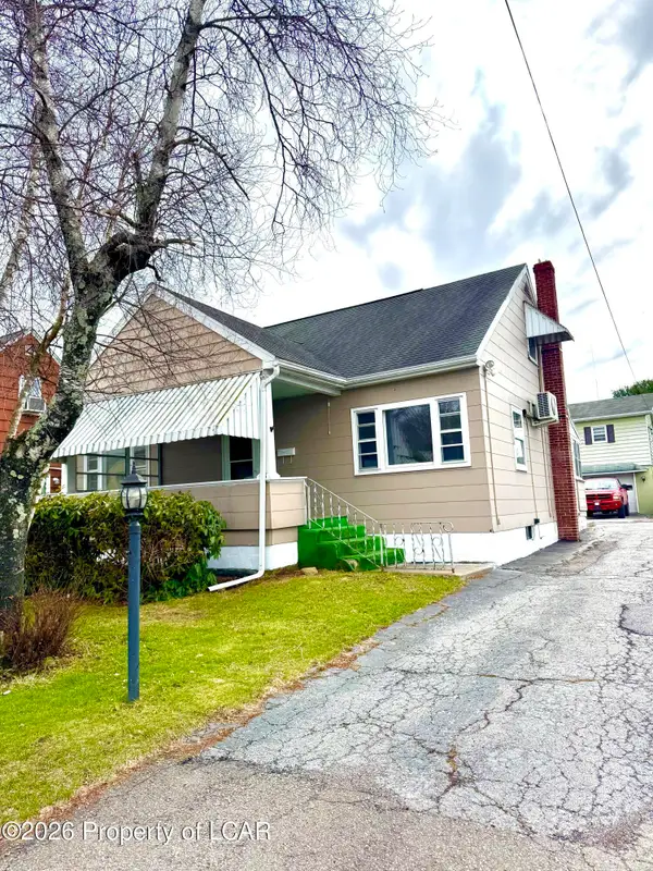 54- 54 1/2 Jefferson Street, Weatherly, PA 18255