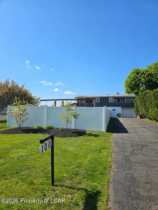100 Regal Street, Hanover Township, PA 18706