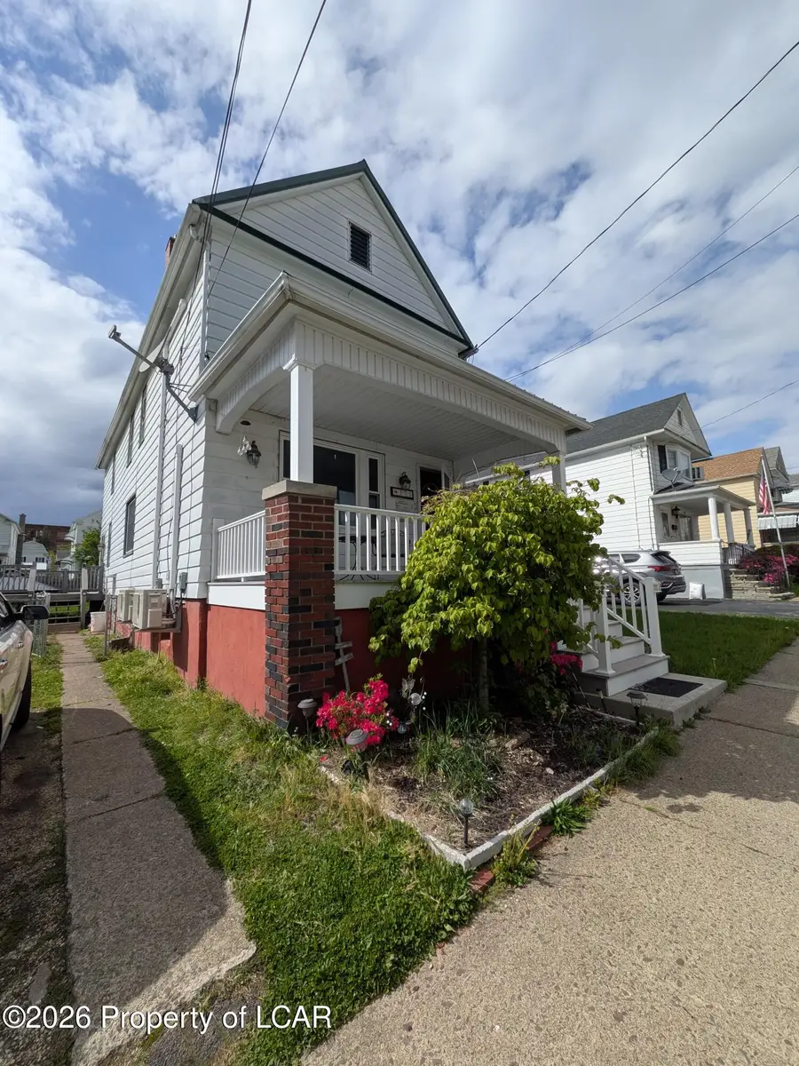 371 Meade Street, Wilkes Barre, PA 18702 - #3
