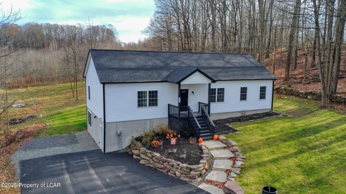 131 Hidden Valley Drive, Lake Ariel, PA 18436 - #1