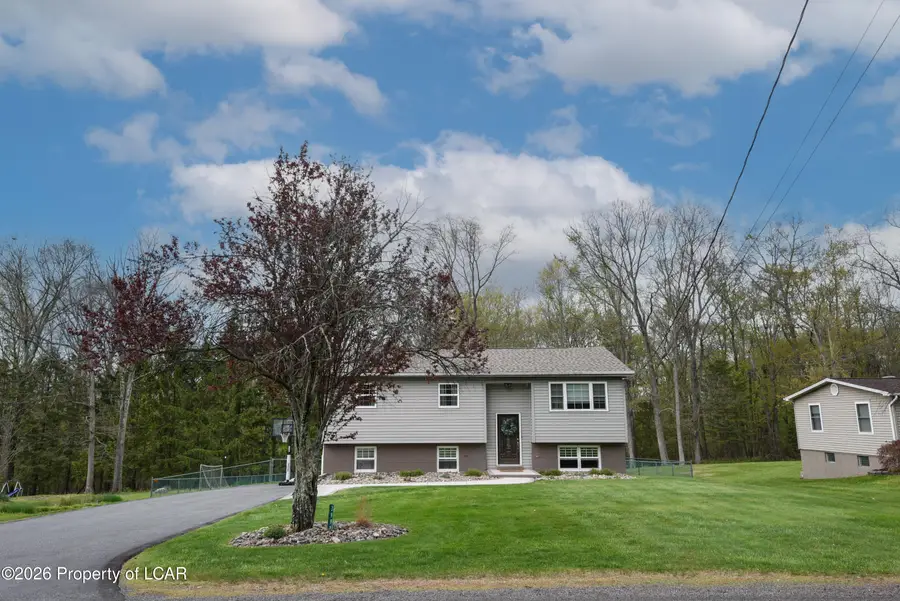 3992 Blytheburn Road, Mountain Top, PA 18707 - #2