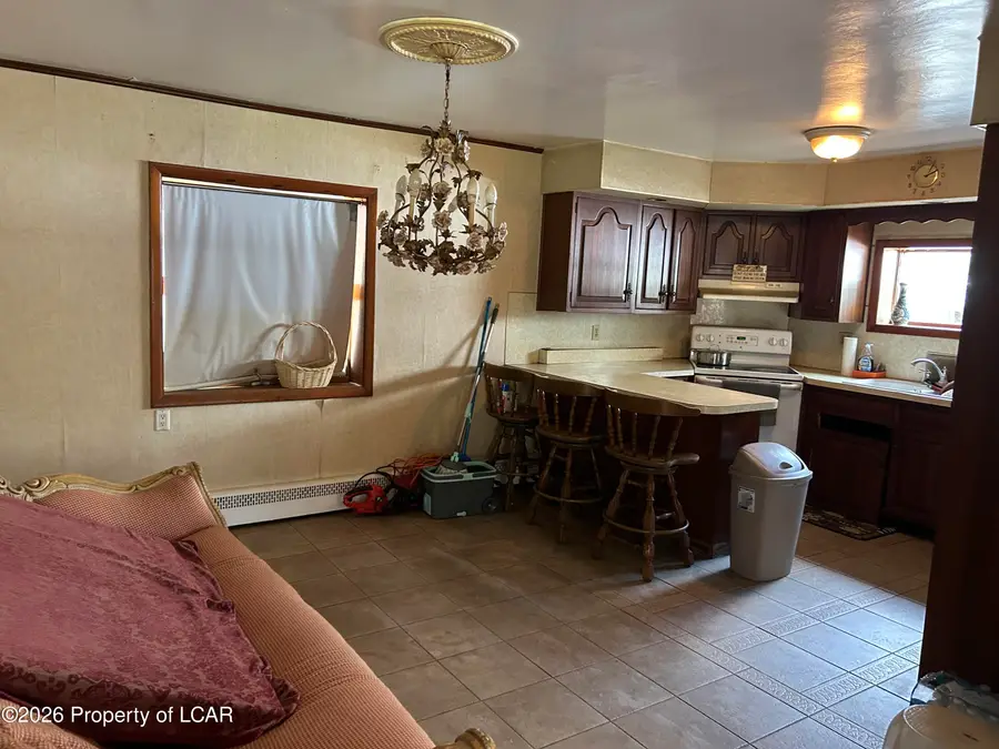 582 Hillside Drive, Hazle, PA 18202 - #3