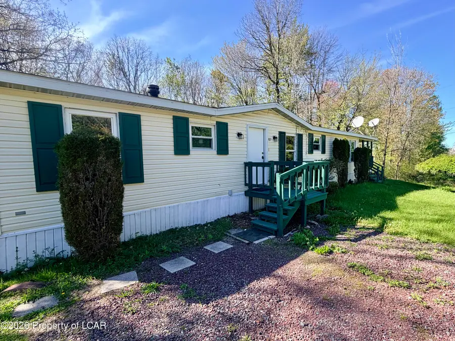 83 Birch Knoll Drive, Hazleton, PA 18201 - #3