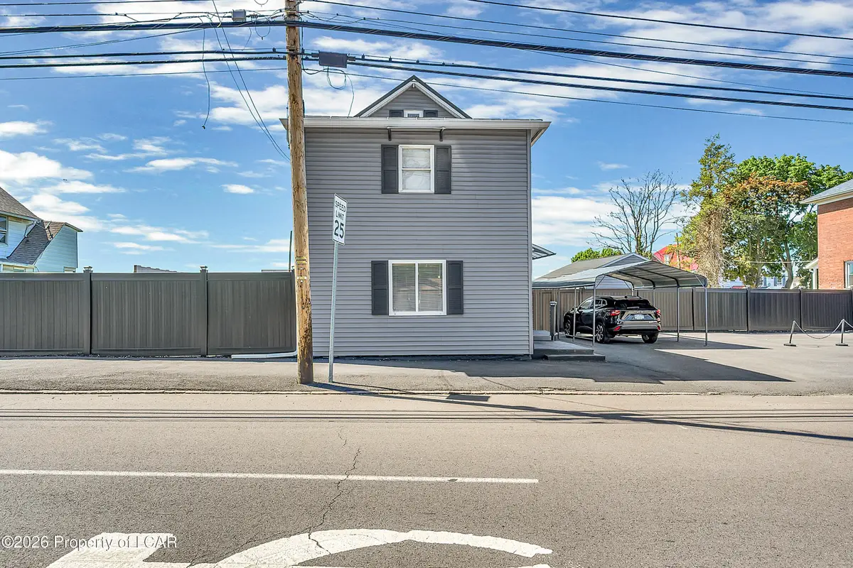 60 Regent Street, Hanover, PA 18706 - #1